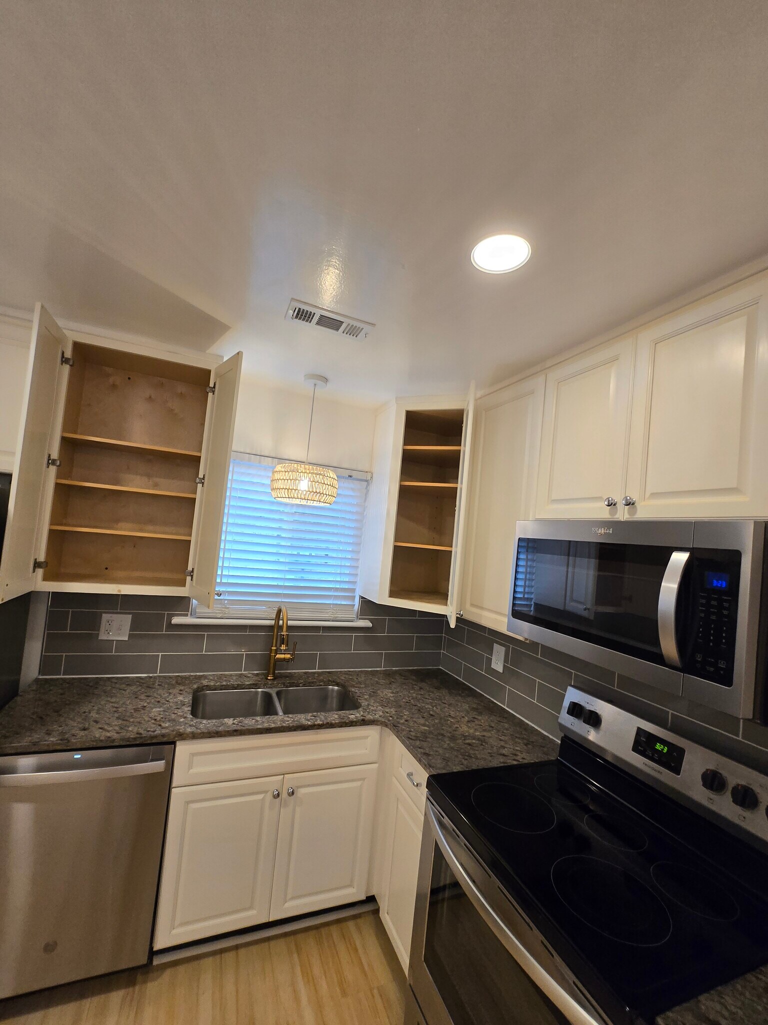 Building Photo - 2515 Arkansas Ave