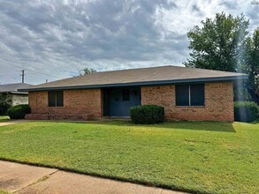 Building Photo - 4705 Trinidad Dr