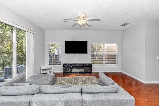 Building Photo - 540 Pinebranch Cir