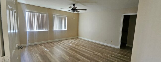 Building Photo - 313 Beethoven St