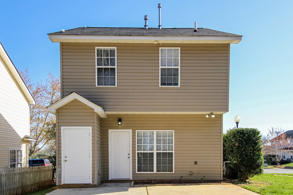 Building Photo - 7728 Royal Park Ln