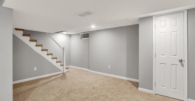 Building Photo - Beautiful 3 Bed, 2 Bath Single Family Home!