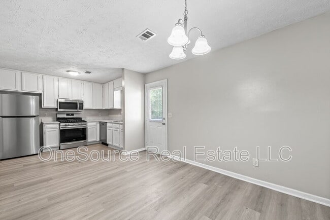Building Photo - 3606 N Hopkins Ct