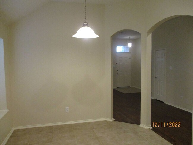 Building Photo - 5144 Waterview Ct