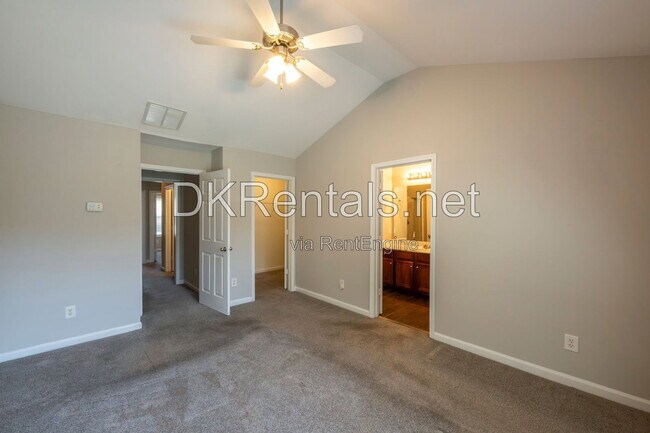 Building Photo - 2555 Flat Shoals Rd