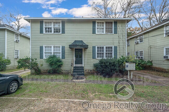 Building Photo - 1026 Pershing St