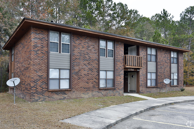 Building Photo - Northwood Apartments