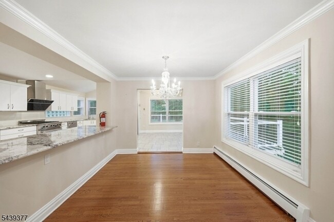 Building Photo - 47 Crossbrook Rd