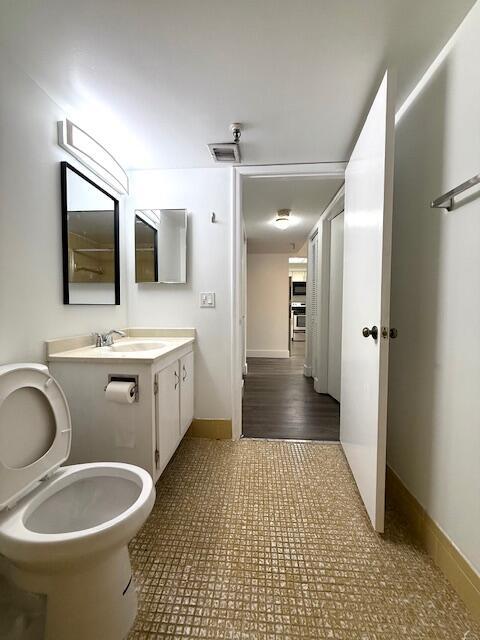 Building Photo - 4570 NW 18th Ave