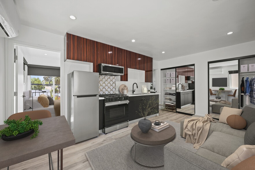 Building Photo - 111 N Normandie Ave