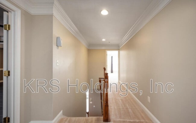 Building Photo - 159 Sanford Ferry Ct