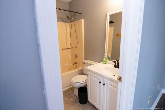 Building Photo - 2228 Spindletree Dr