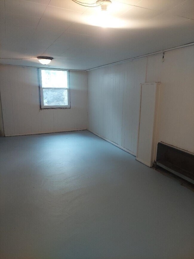 Building Photo - 3007 Huffman Blvd