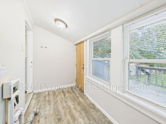 Building Photo - 7403 Montgall Ave