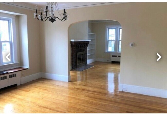 Building Photo - 53 Howland Terrace