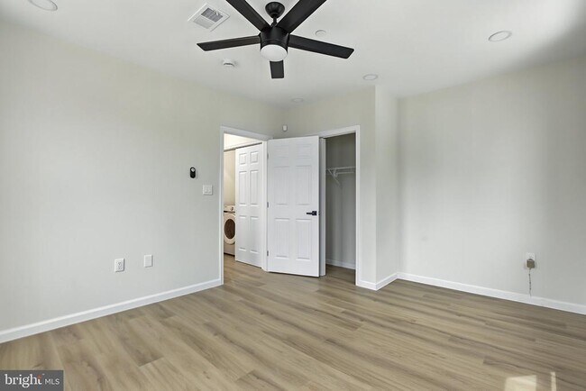 Building Photo - 1242 N 15th St