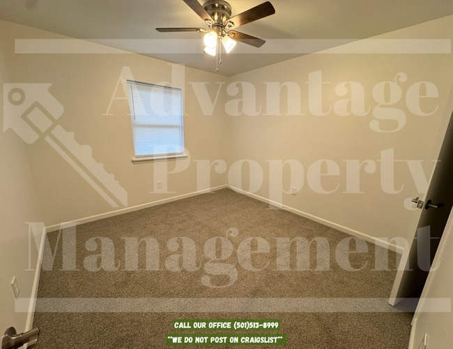 Building Photo - 3 Wallace Dr