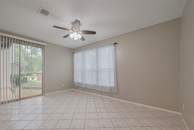 Building Photo - 3315 Golden Trails Dr