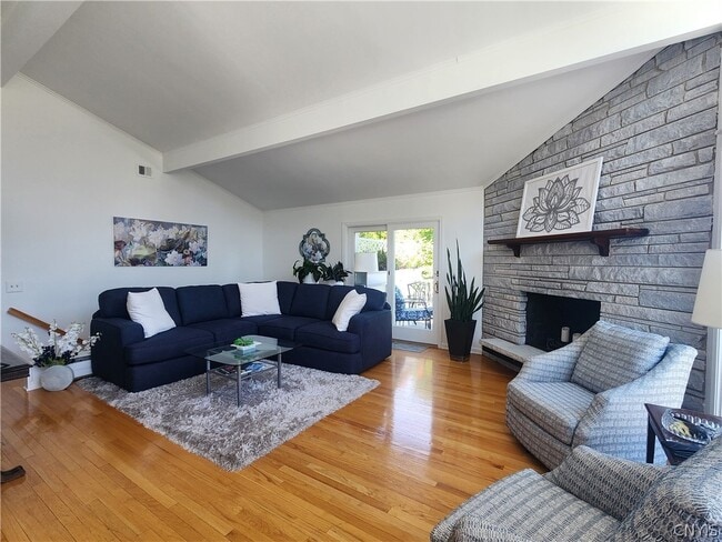 Building Photo - 2139 Terrace Ln S
