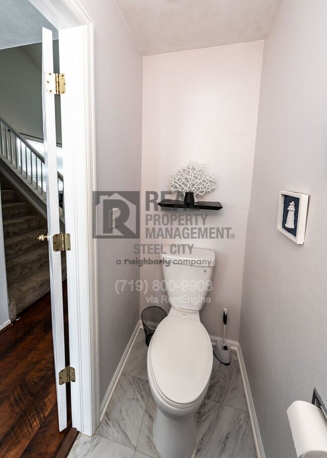 Building Photo - 2214 Cowhand Pl