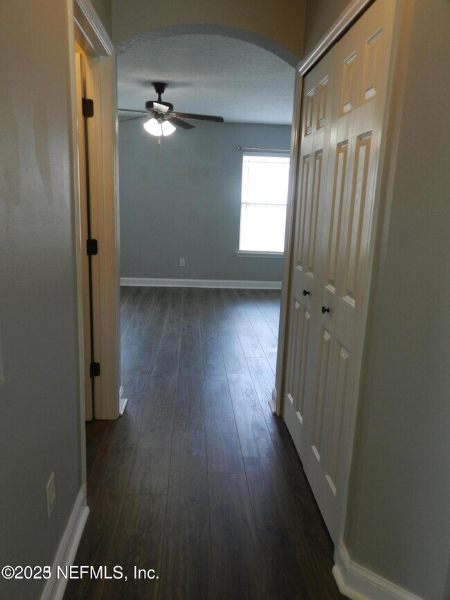 Building Photo - 13853 Malachi Ct