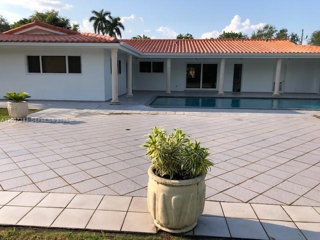 Building Photo - 7090 SW 62nd St