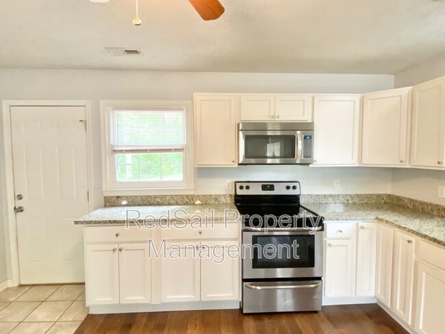 Building Photo - 5187 Oak Creek Cir