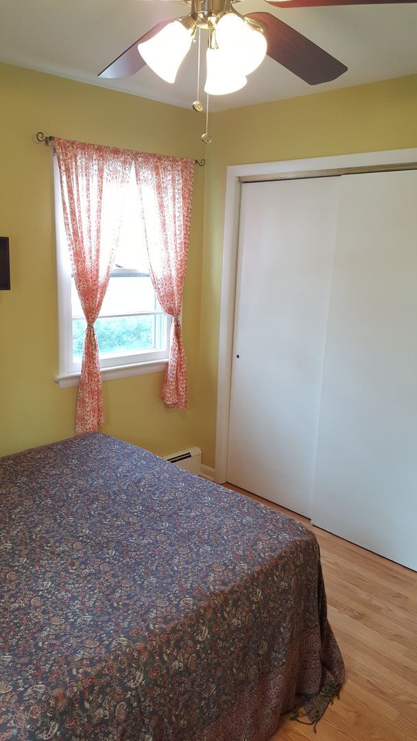 Building Photo - Incredibly well maintained rancher in Monrovia available mid June!