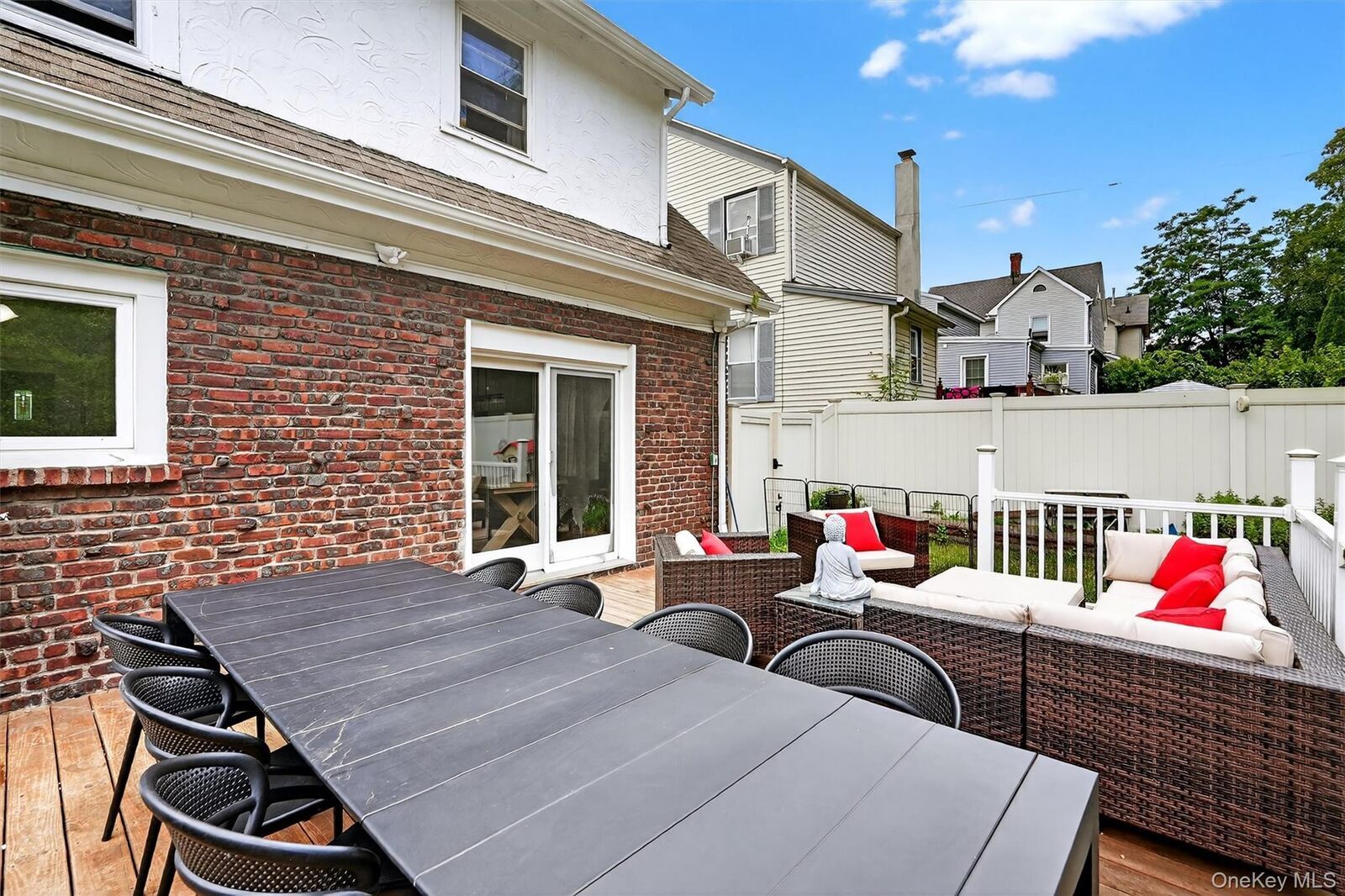 Building Photo - 260 High Ave