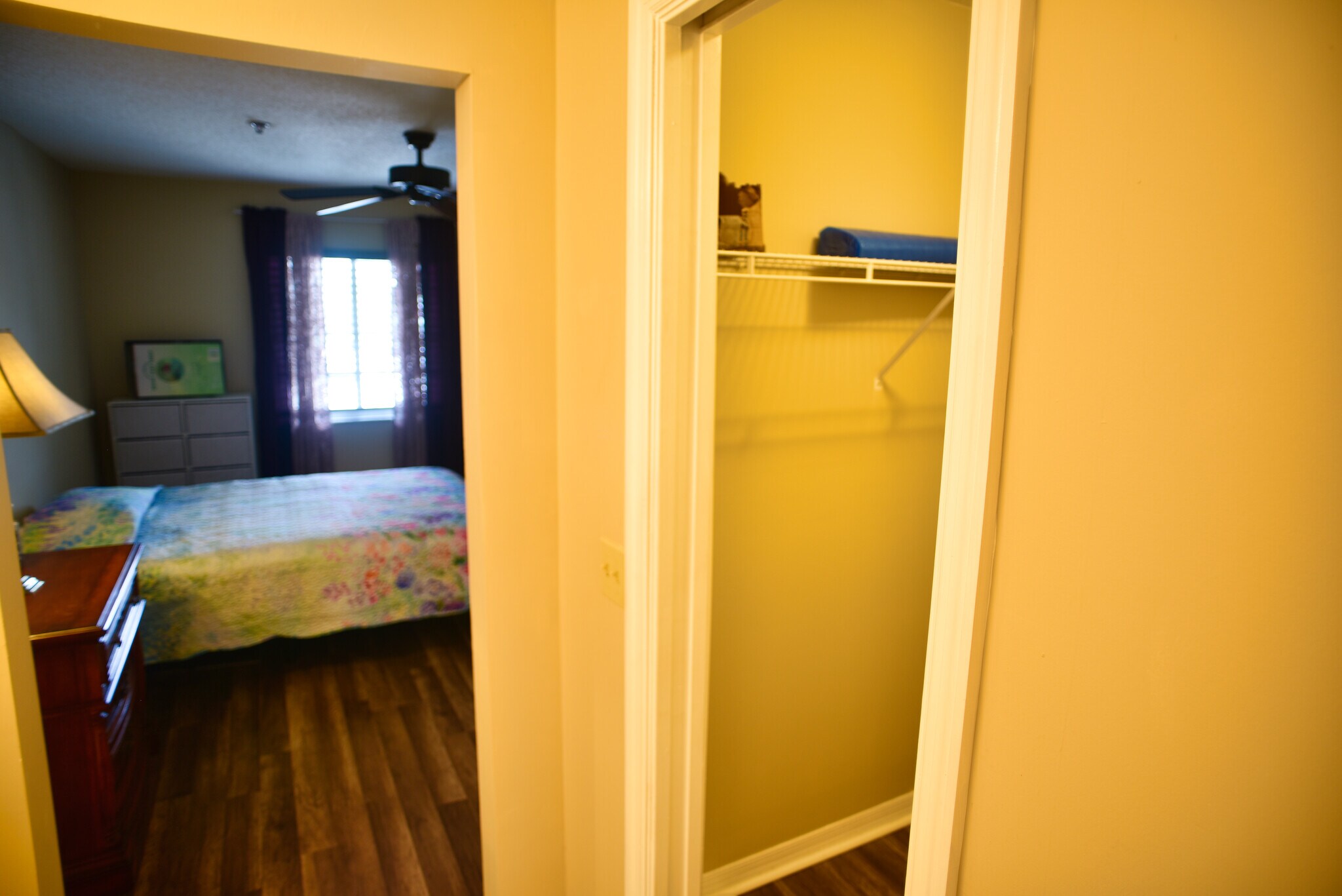 Master Walk In Closet - 950 S Kanner Hwy