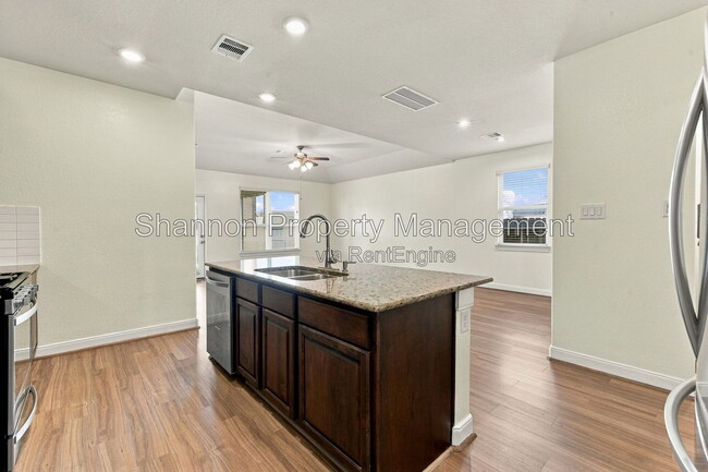 Building Photo - 24250 Prairie Glen Ln