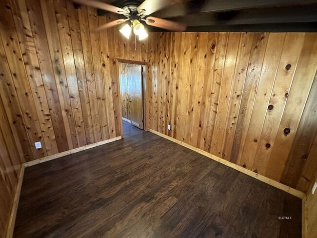 Building Photo - 25630 Oakwood St