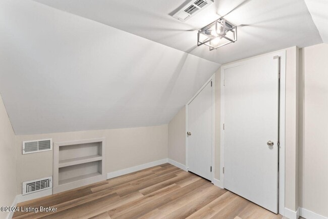 Building Photo - 2701 Delor Ave