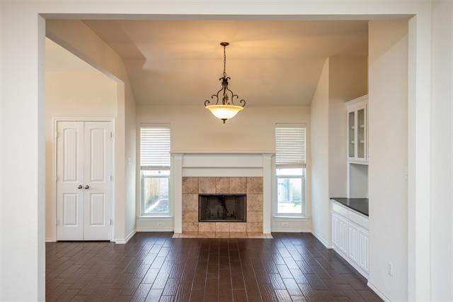 Building Photo - 10913 Golfview Way