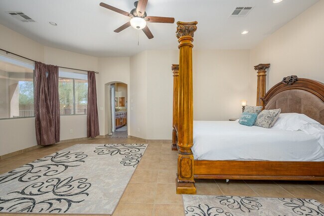 Building Photo - 39609 N 2nd Way