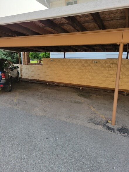 Building Photo - 4971 W 16th St