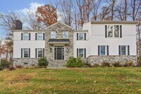 Building Photo - Stunning Renovated 5-Bedroom Exton Home – 6-Month Lease, Gourmet Kitchen & Walkout Basement