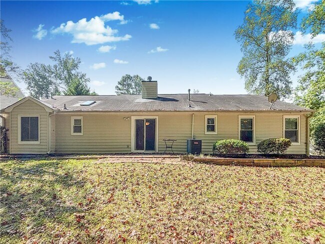 Building Photo - 1497 Chaseway Cir