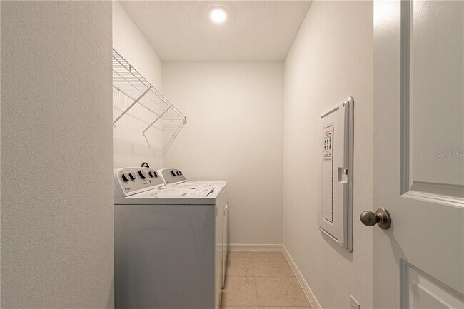 Building Photo - 17230 Melogold Wy