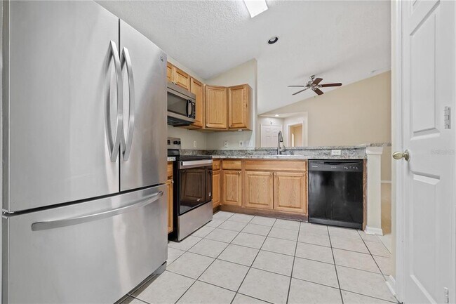 Building Photo - 616 Cape Cod Cir