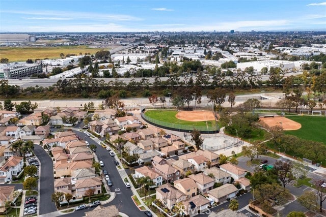 Building Photo - 201 Kensington