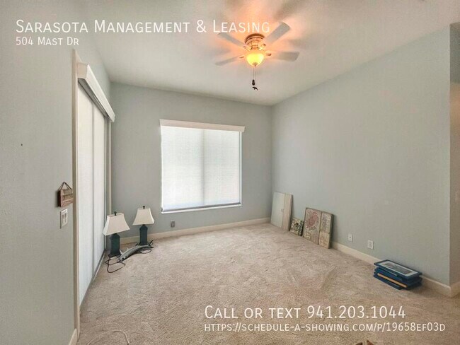Building Photo - 504 Mast Dr