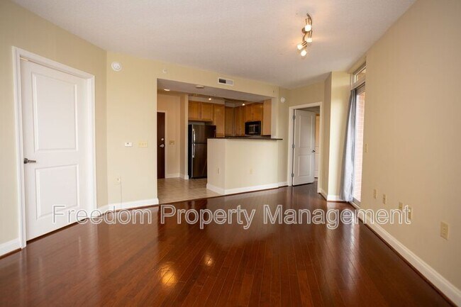 Building Photo - 11760 Sunrise Valley Dr