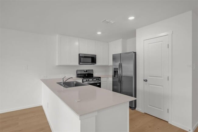 Building Photo - 2428 Bevel Ln