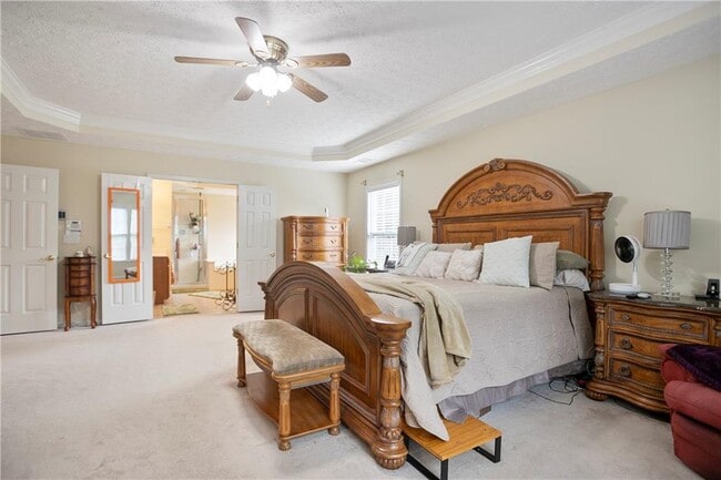 Building Photo - 130 S Links Dr