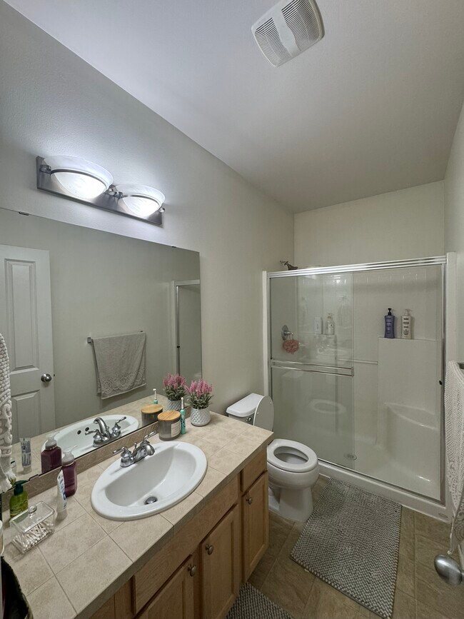 Building Photo - 21915 46th Pl S