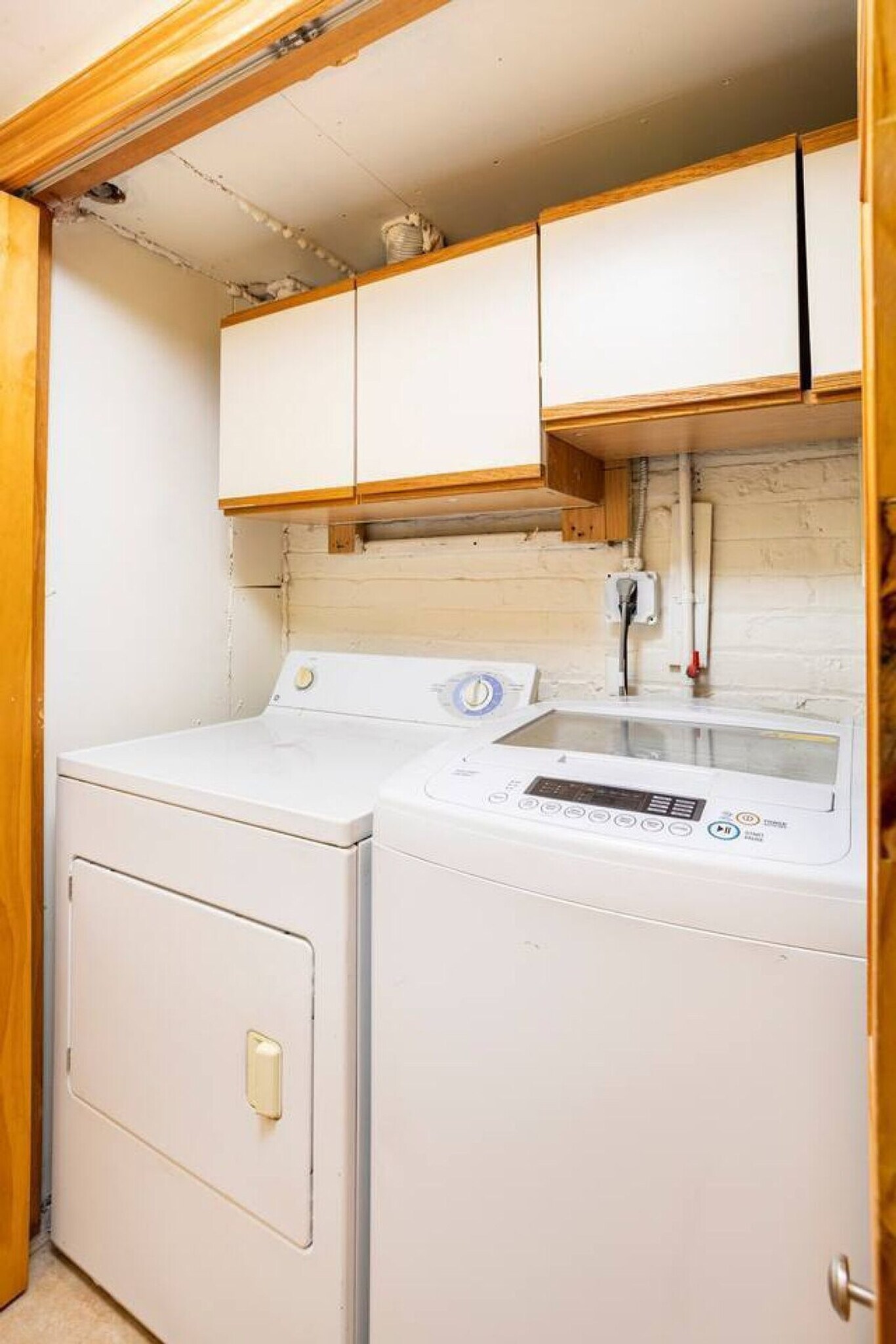 Building Photo - 137 W 15th St