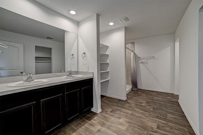 Building Photo - 21242 Violet Dusk Dr