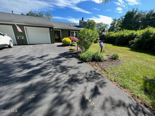 Building Photo - 111 Stone Ridge Ct