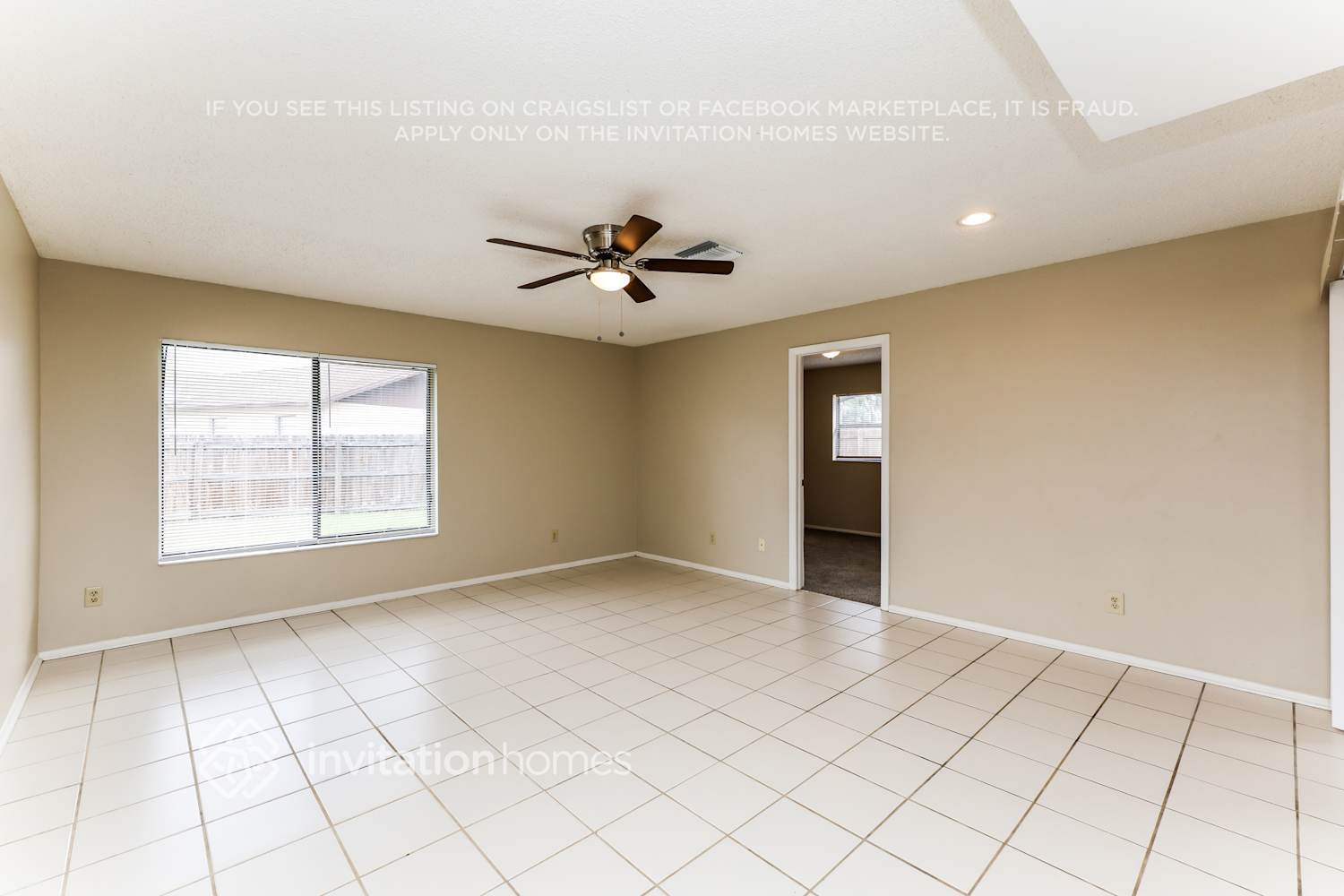 Building Photo - 1403 Live Oak Ct